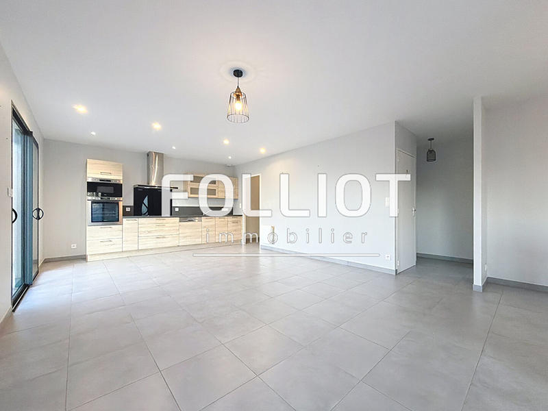 Maison - 85 m² - 3 pièces