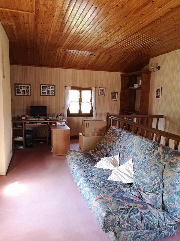 Maison - 222 m² - 5 pièces