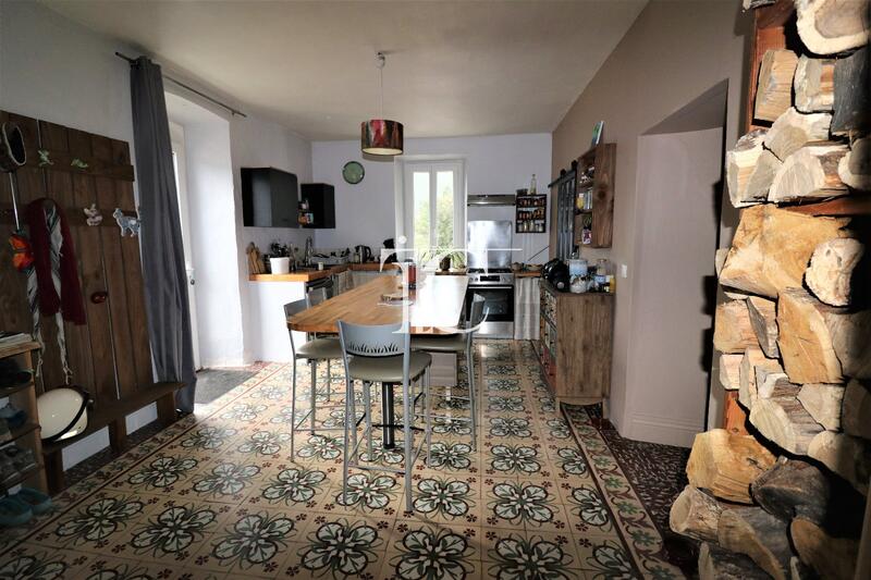 Maison - 143 m² - 6 pièces