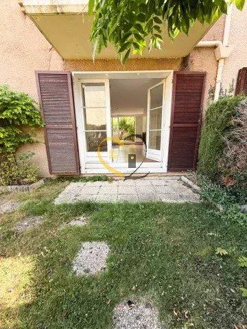 Maison de village - 154 m² - 9 pièces