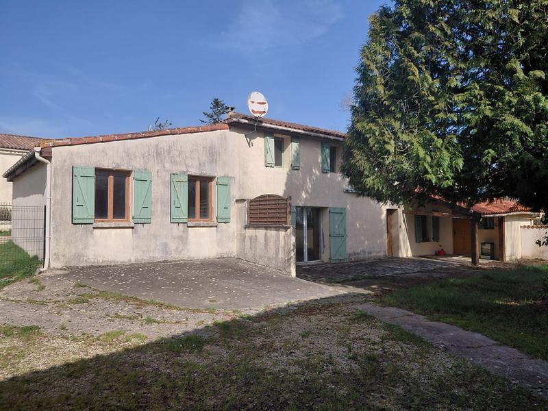 Maison ancienne - 200 m² - 7 pièces