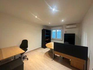 Bureau - 173 m² - 5 pièces