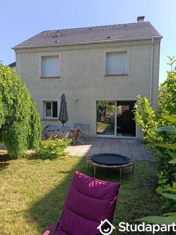 Chambre - 12 m² - 1 pièce