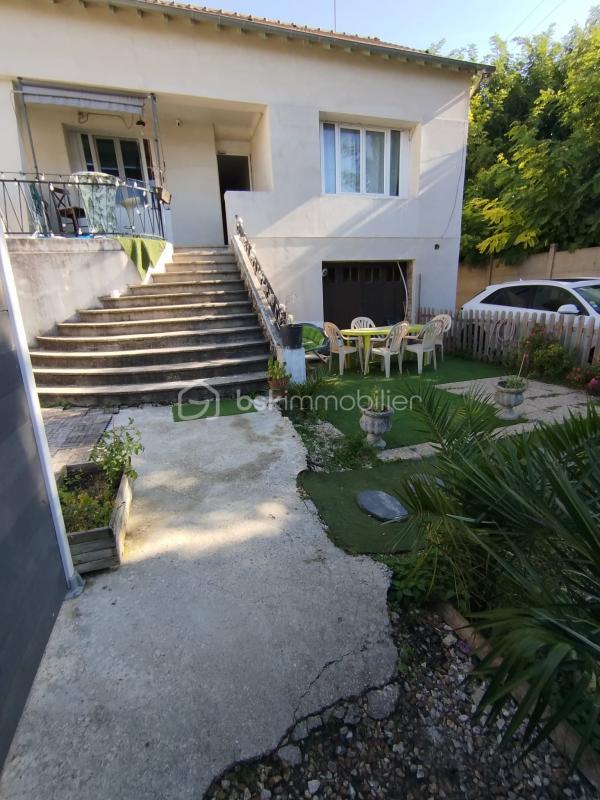 Maison - 143 m² - 7 pièces