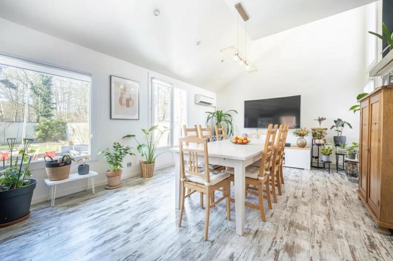 Maison - 83 m² - 5 pièces