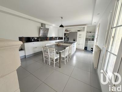 Maison - 187 m² - 6 pièces