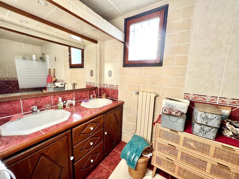 Maison - 132 m² - 6 pièces