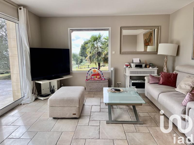 Maison - 230 m² - 5 pièces