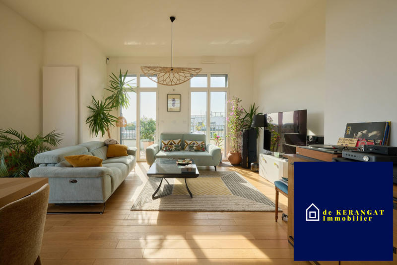 Appartement - 136 m² - 6 pièces