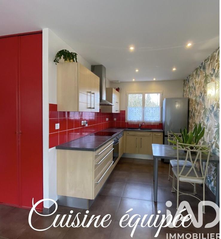 Maison - 93 m² - 5 pièces