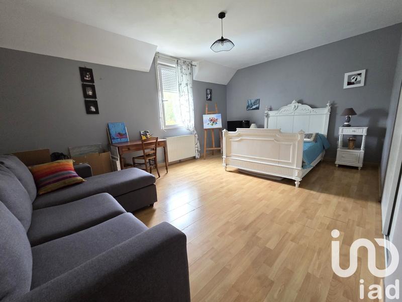 Maison - 213 m² - 7 pièces