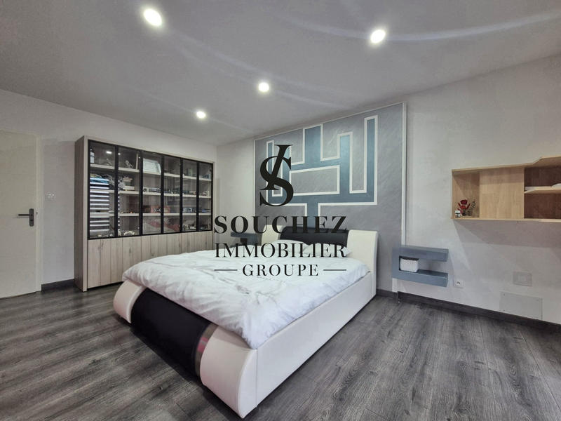 Maison contemporaine - 515 m² - 13 pièces