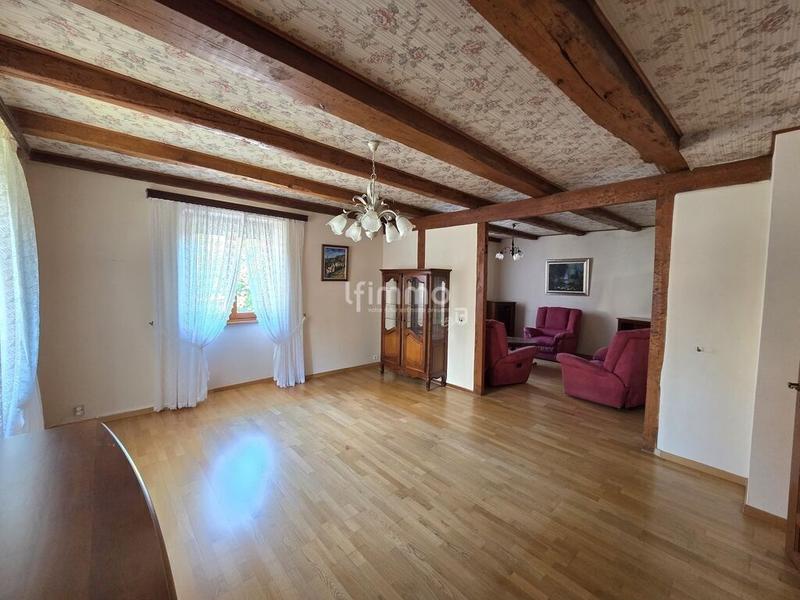 Maison - 195 m² - 7 pièces