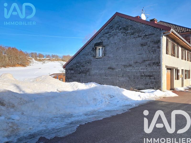 Maison - 260 m² - 7 pièces