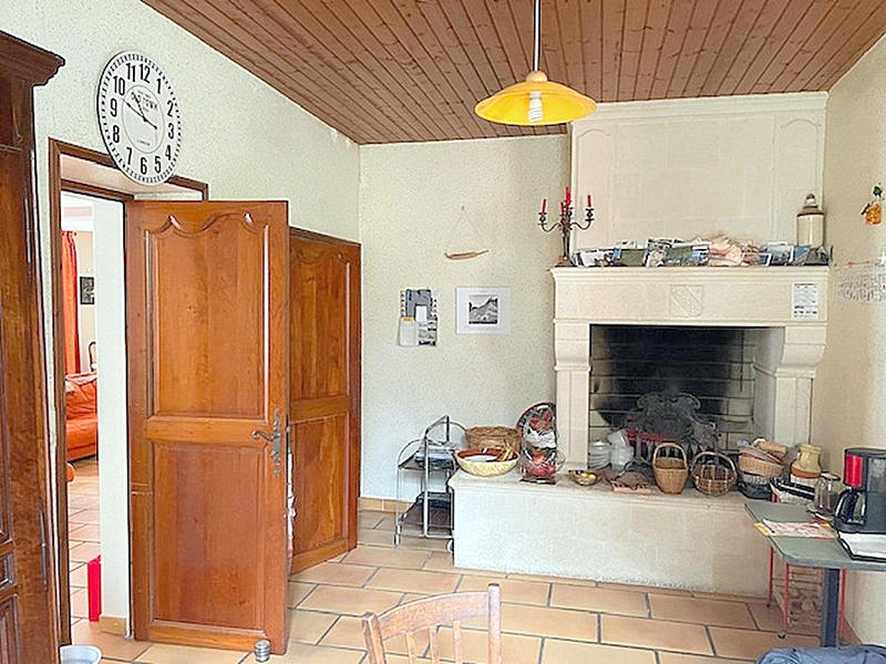 Propriété - 312 m² - 7 pièces