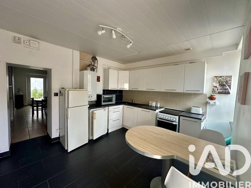 Maison - 97 m² - 4 pièces