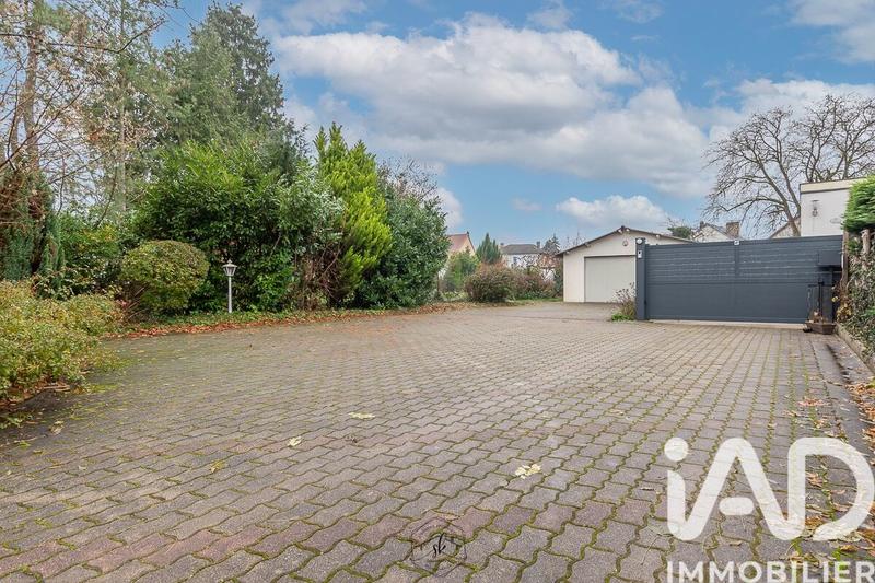 Maison - 138 m² - 6 pièces