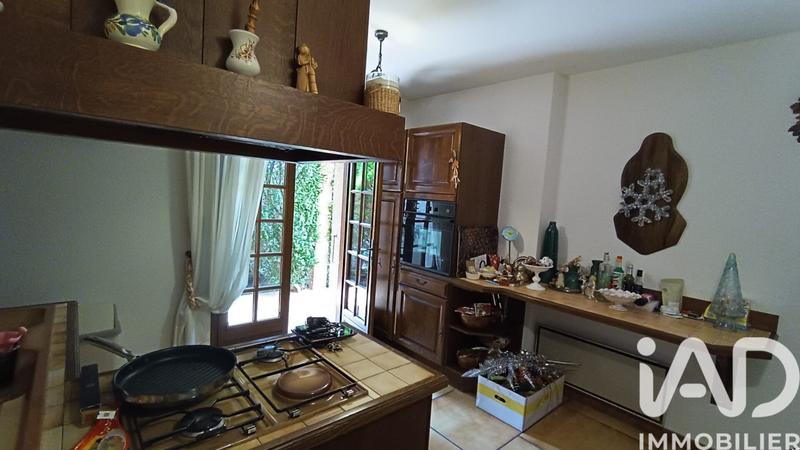 Maison - 231 m² - 7 pièces