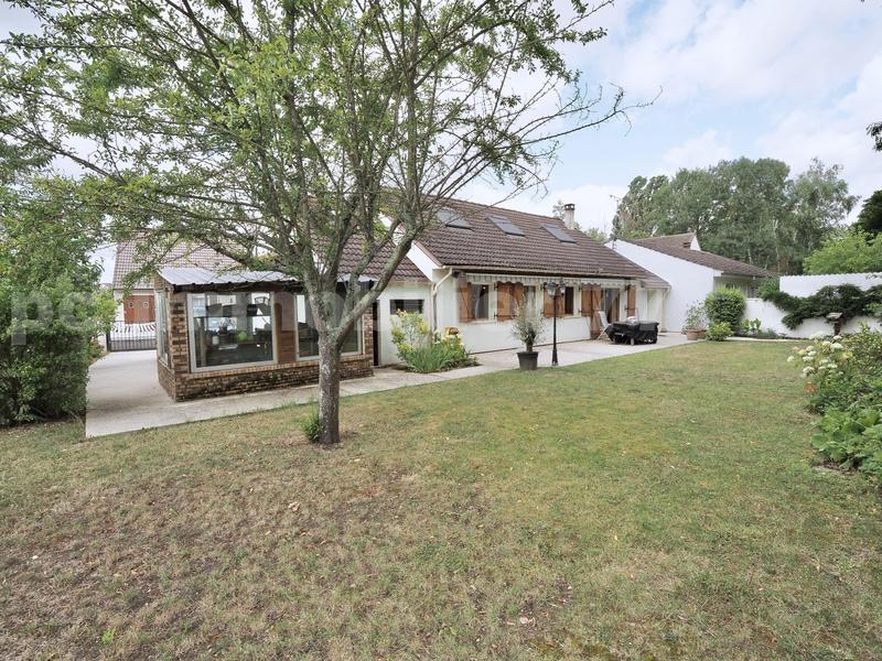 Maison de village - 130 m² - 6 pièces