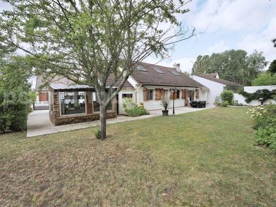 Maison de village - 130 m² - 6 pièces