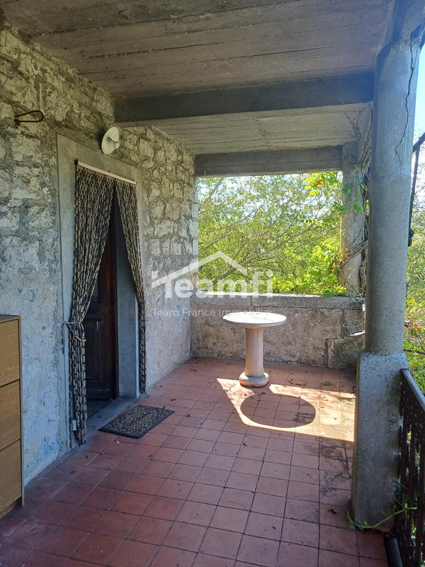 Maison ancienne - 160 m² - 9 pièces