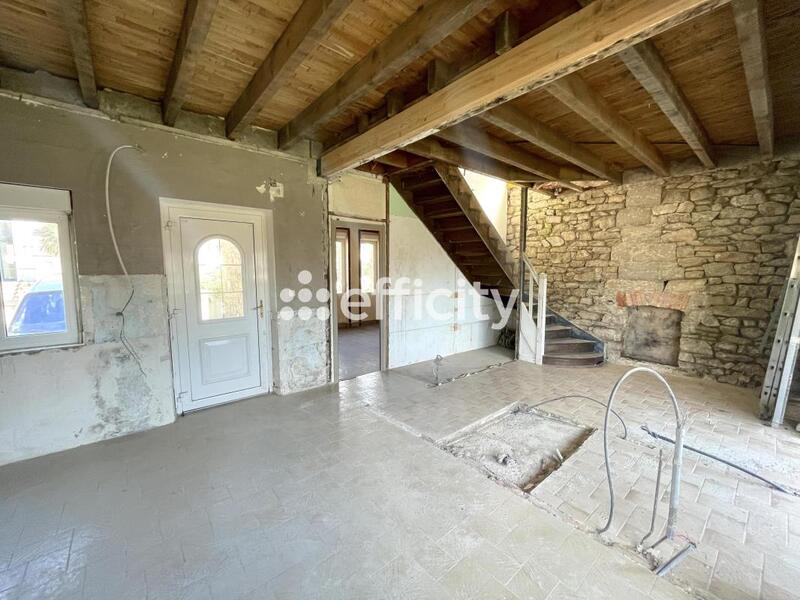 Maison - 104 m² - 4 pièces