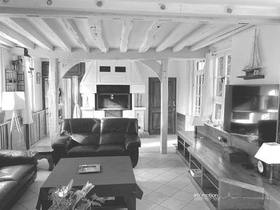 Maison ancienne - 179 m² - 6 pièces