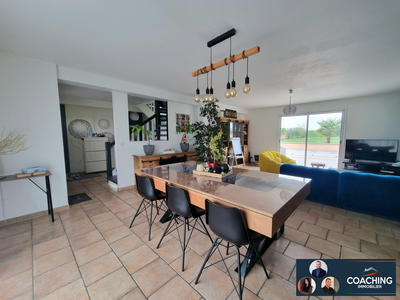 Maison - 137 m² - 6 pièces