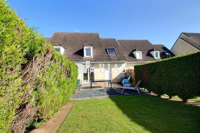 Maison - 84 m² - 4 pièces