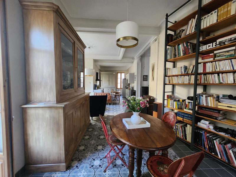 Appartement - 130 m² - 5 pièces