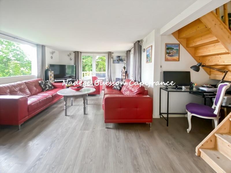 Maison traditionnelle - 140 m² - 7 pièces