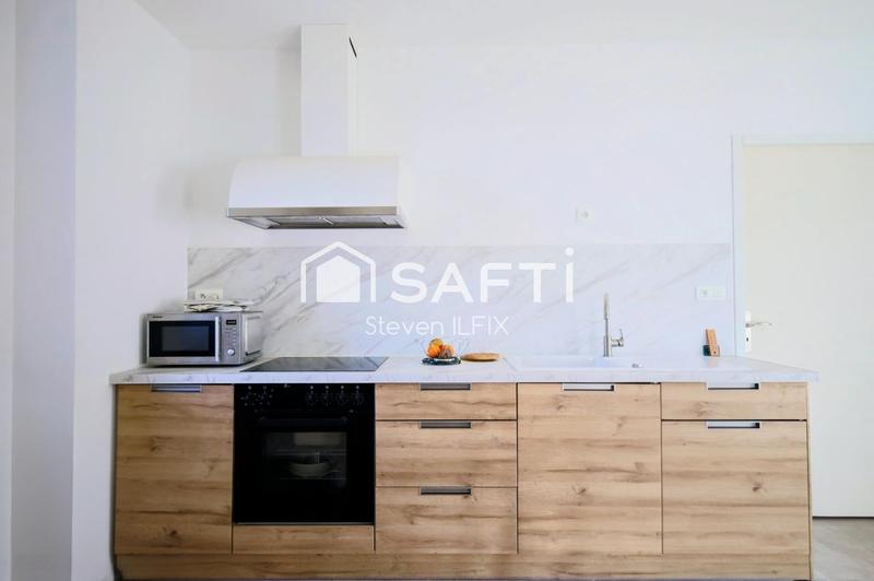 Maison - 220 m² - 4 pièces