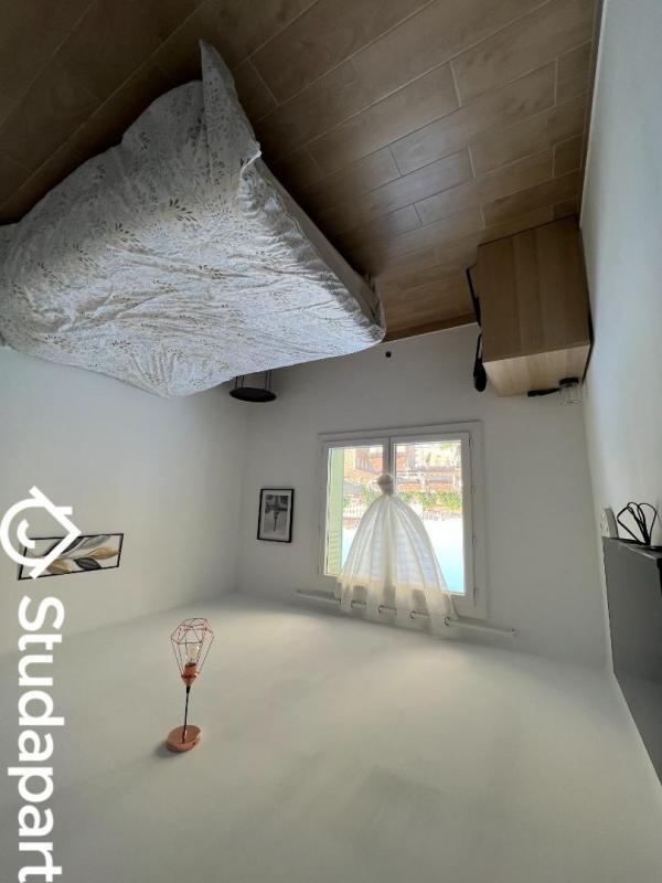 Chambre - 11 m² - 1 pièce