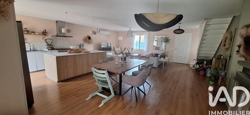 Maison - 198 m² - 6 pièces