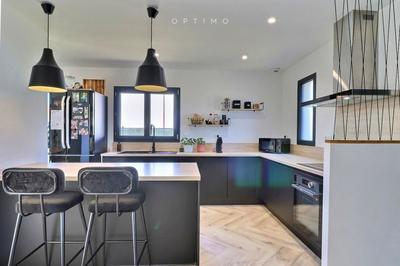 Maison - 101 m² - 4 pièces