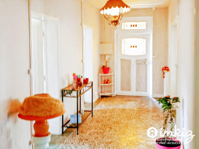 Maison - 200 m² - 9 pièces