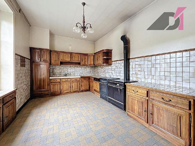 Maison - 183 m² - 6 pièces