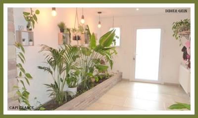 Maison - 241 m² - 7 pièces