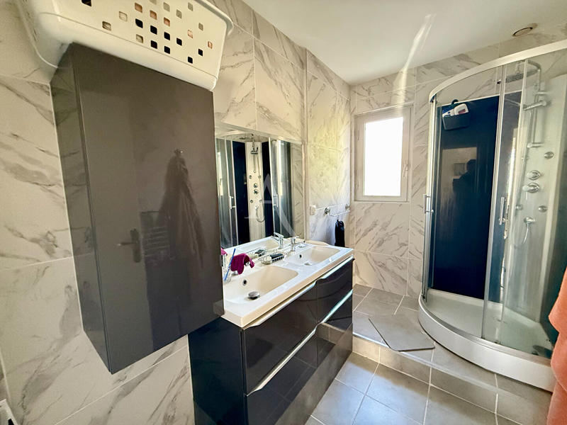 Appartement - 109 m² - 5 pièces