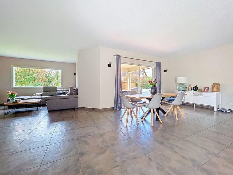 Maison - 165 m² - 6 pièces