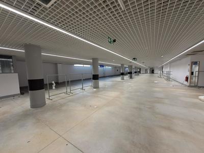 Local commercial - 1 633 m²