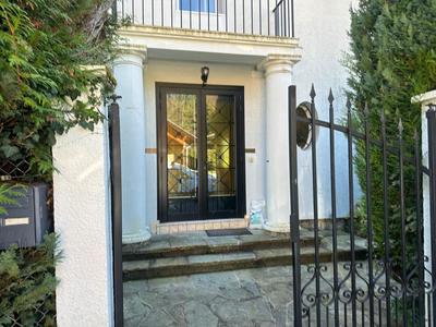 Maison - 297 m² - 11 pièces