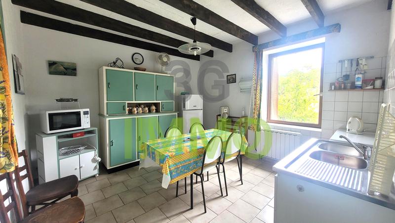 Maison de village - 288 m² - 12 pièces