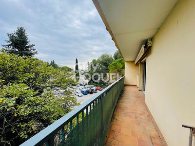 Appartement - 87 m² - 5 pièces