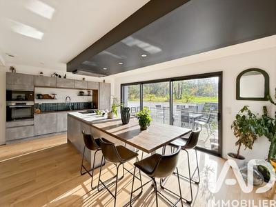 Maison - 127 m² - 5 pièces