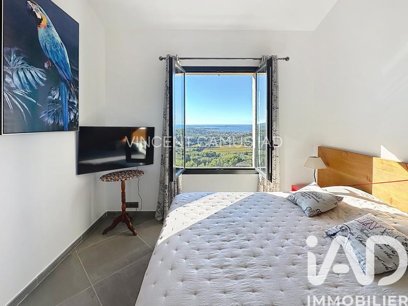 Maison - 270 m² - 7 pièces