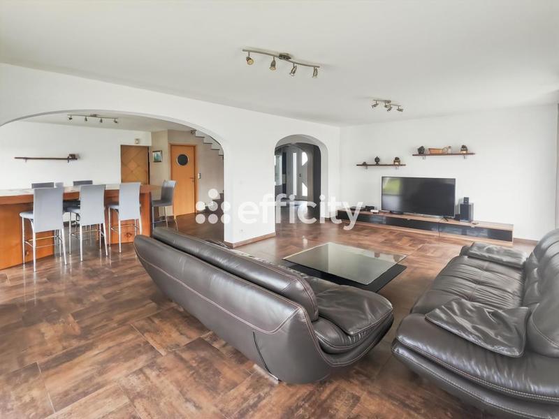 Pavillon - 157 m² - 6 pièces