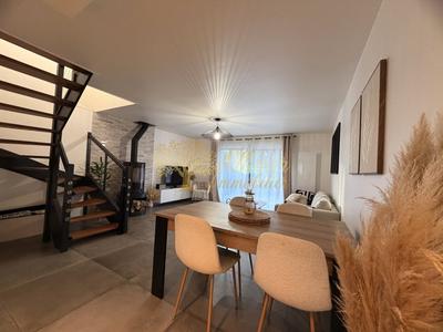 Maison - 78 m² - 4 pièces