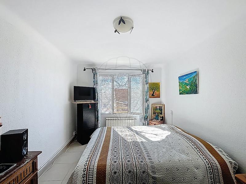 Immeuble - 234 m² - 12 pièces