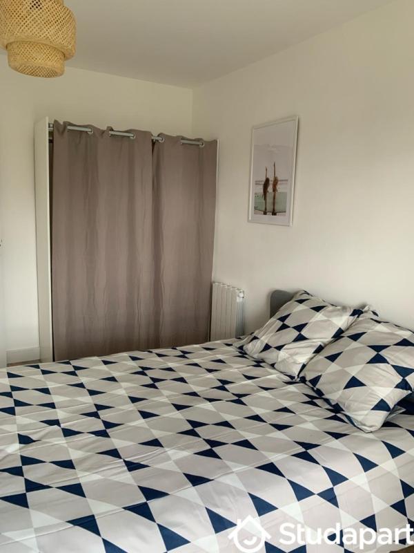 Chambre - 12 m² - 1 pièce